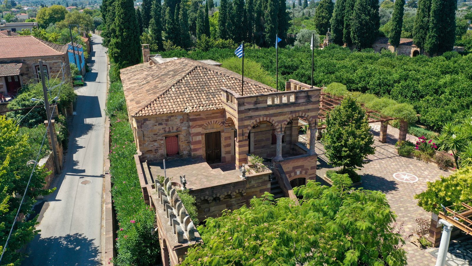 Kampos stone mansion